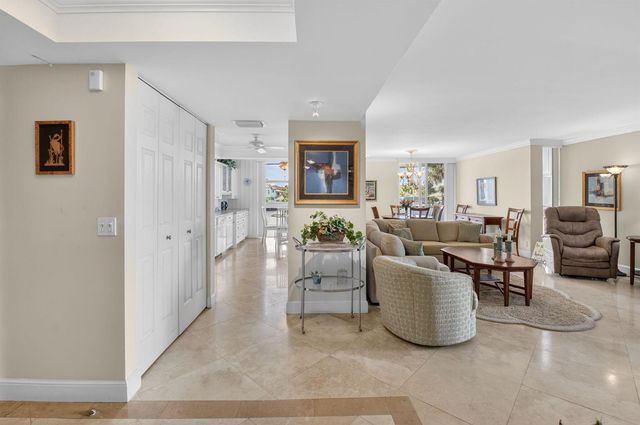 2200 S Ocean Boulevard 202, Delray Beach, FL 33483