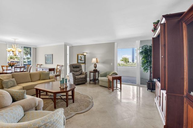 2200 S Ocean Boulevard 202, Delray Beach, FL 33483