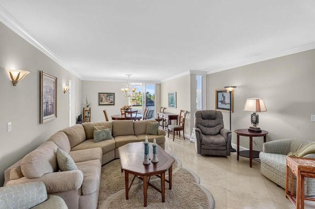 2200 S Ocean Boulevard 202, Delray Beach, FL 33483