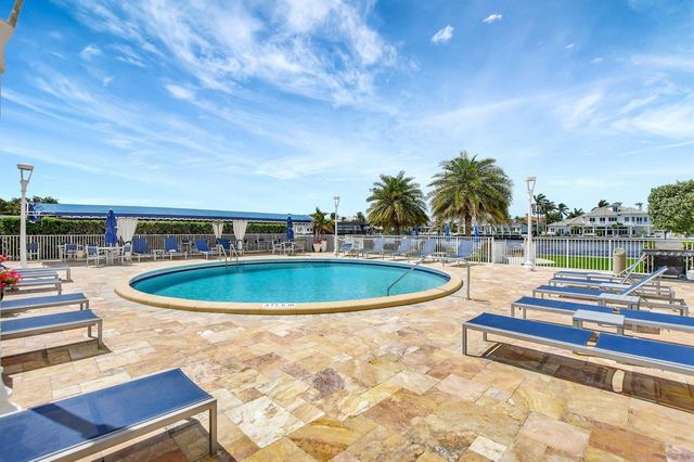 2200 S Ocean Boulevard 202, Delray Beach, FL 33483