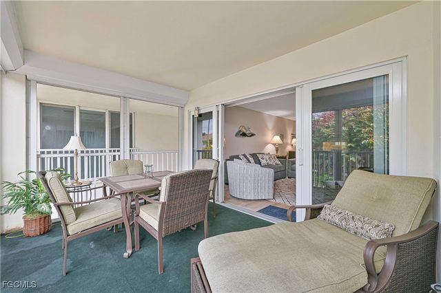 223 3rd AVE S 223, Naples, FL 34102