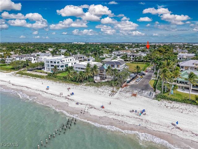 223 3rd AVE S 223, Naples, FL 34102