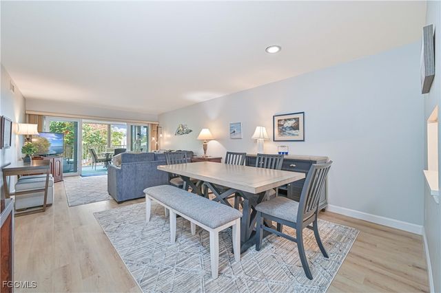 223 3rd AVE S 223, Naples, FL 34102