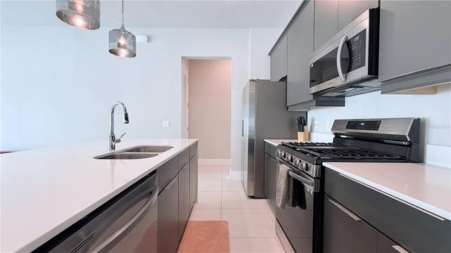 7760 SANDY RIDGE DRIVE 116, Reunion, FL 34747