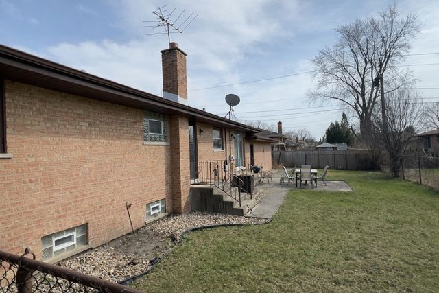 17044 Louis Avenue, South Holland, IL 60473