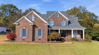 2948 Grove Meadow Drive, Nesbit, MS 38651