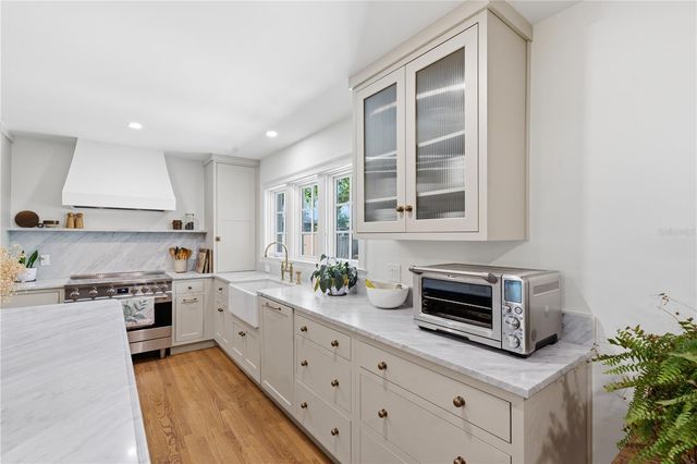 1884 OAKDALE LANE N, Clearwater, FL 33764