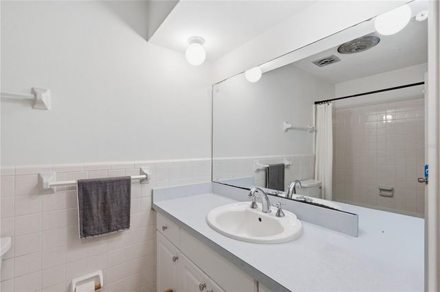 1884 OAKDALE LANE N, Clearwater, FL 33764