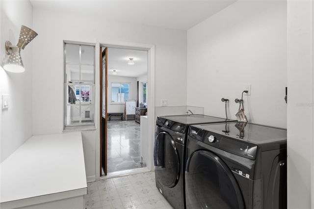 1884 OAKDALE LANE N, Clearwater, FL 33764