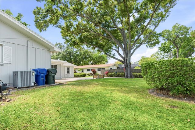 1884 OAKDALE LANE N, Clearwater, FL 33764