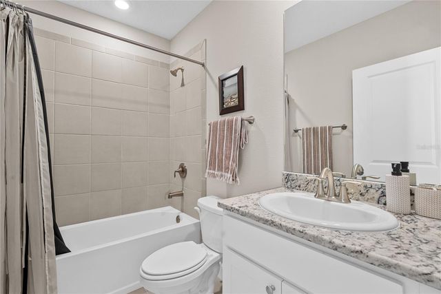 17727 CANTARINA COVE, Bradenton, FL 34211