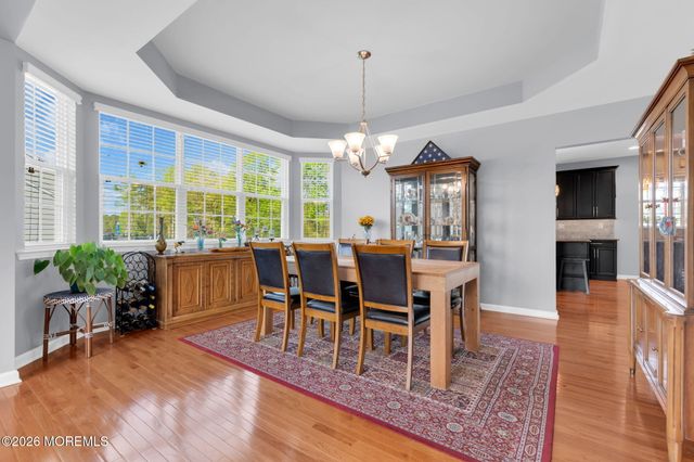 8 Parkside Drive, Jackson, NJ 08527