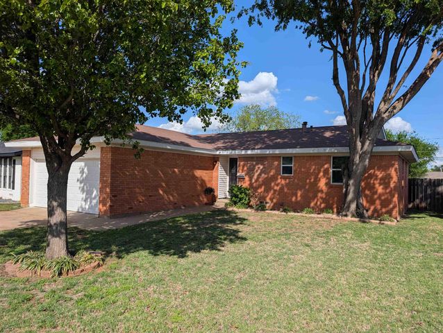 4663 MISTLETOE DRIVE, Wichita Falls, TX 76310