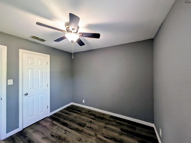 4663 MISTLETOE DRIVE, Wichita Falls, TX 76310