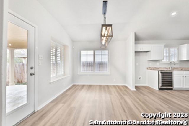 8222 Shumard Oak Dr, San Antonio, TX 78223