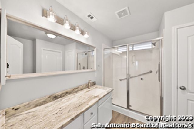 8222 Shumard Oak Dr, San Antonio, TX 78223