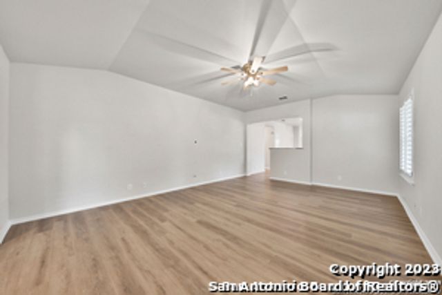 8222 Shumard Oak Dr, San Antonio, TX 78223