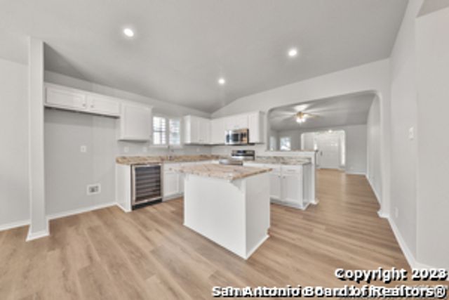 8222 Shumard Oak Dr, San Antonio, TX 78223