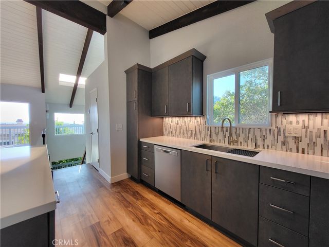 161 Monterey Boulevard A, Hermosa Beach, CA 90254