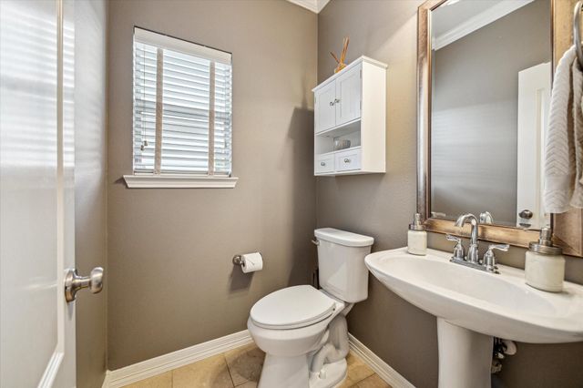 107 Detering Street B, Houston, TX 77007