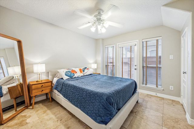 107 Detering Street B, Houston, TX 77007