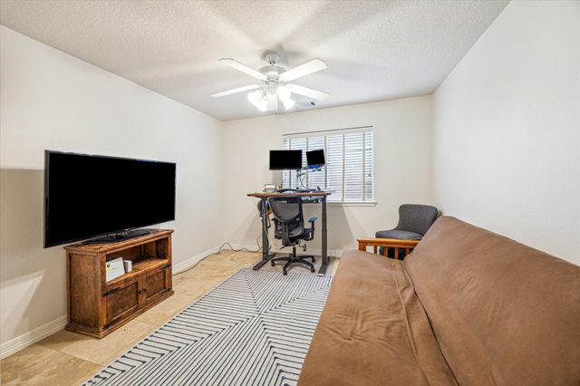 107 Detering Street B, Houston, TX 77007