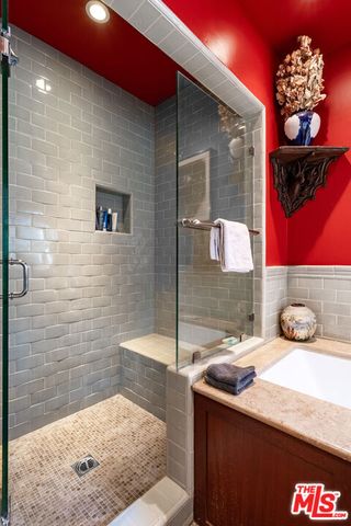 8066 Woodland Lane, Los Angeles, CA 90046