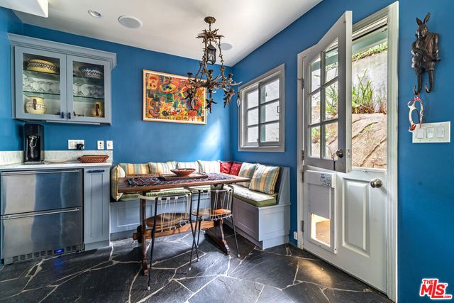 8066 Woodland Lane, Los Angeles, CA 90046