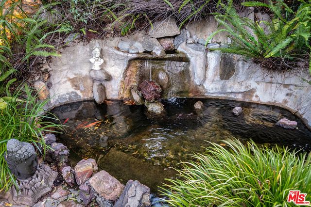 8066 Woodland Lane, Los Angeles, CA 90046