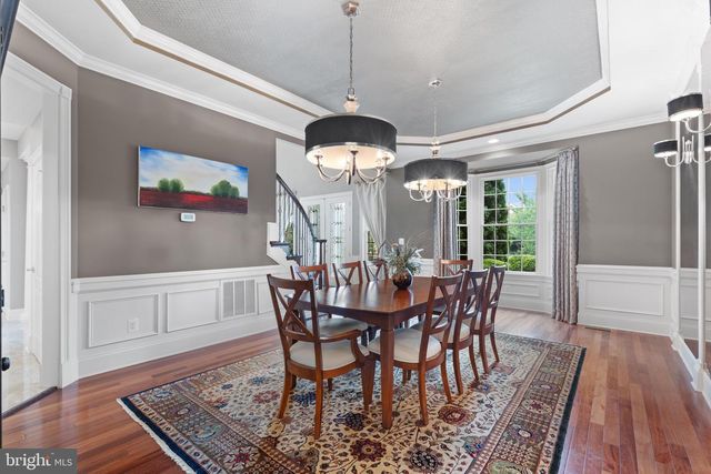 43154 MEADOW GROVE DR, Ashburn, VA 20147