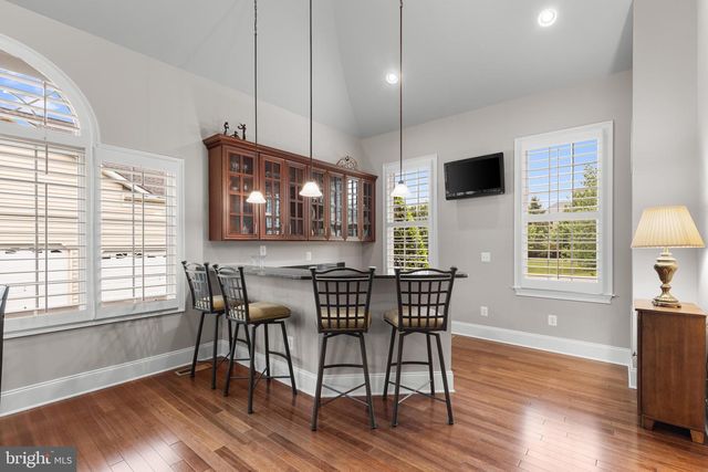 43154 MEADOW GROVE DR, Ashburn, VA 20147