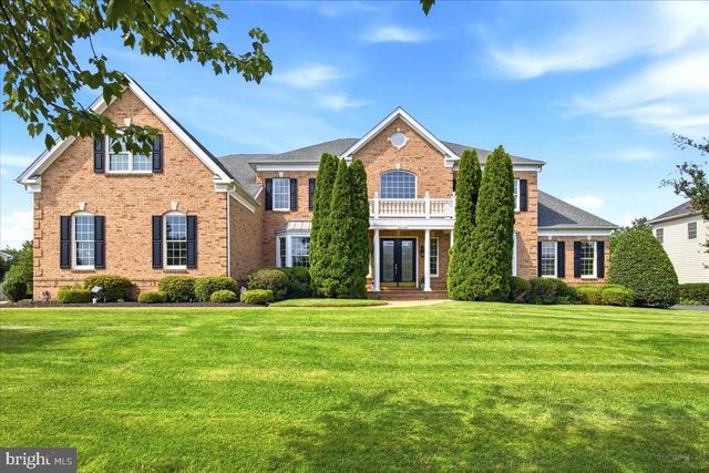 43154 MEADOW GROVE DR, Ashburn, VA 20147