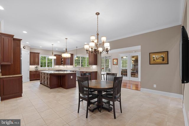 43154 MEADOW GROVE DR, Ashburn, VA 20147
