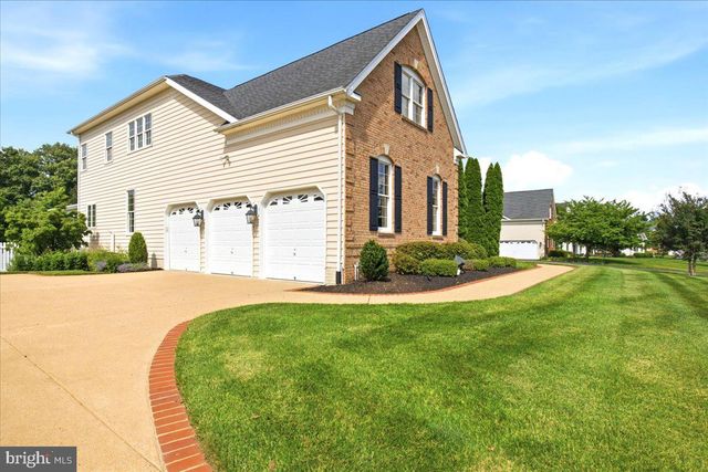 43154 MEADOW GROVE DR, Ashburn, VA 20147