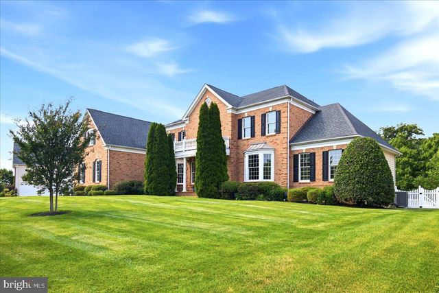 43154 MEADOW GROVE DR, Ashburn, VA 20147
