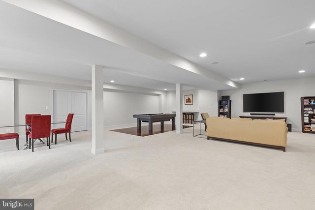 43154 MEADOW GROVE DR, Ashburn, VA 20147