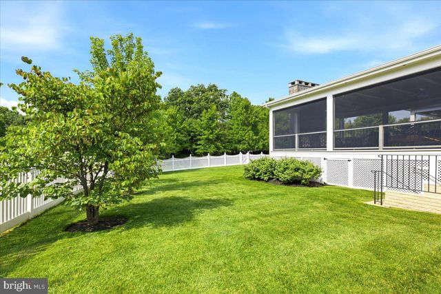 43154 MEADOW GROVE DR, Ashburn, VA 20147