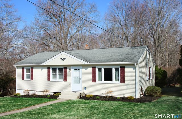 7 Bayberry Road, Cheshire, CT 06410