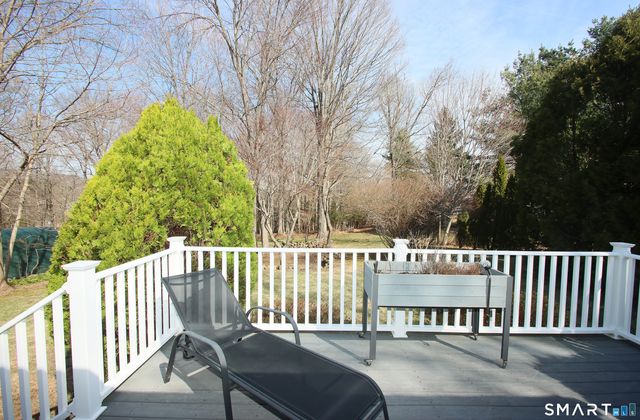 7 Bayberry Road, Cheshire, CT 06410