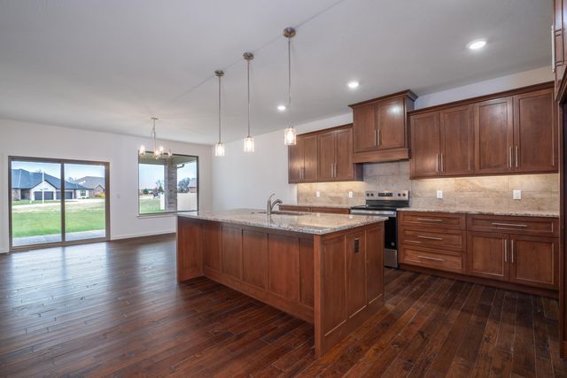 3579 W Cherokee Street, Springfield, MO 65807