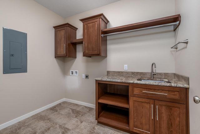 3579 W Cherokee Street, Springfield, MO 65807