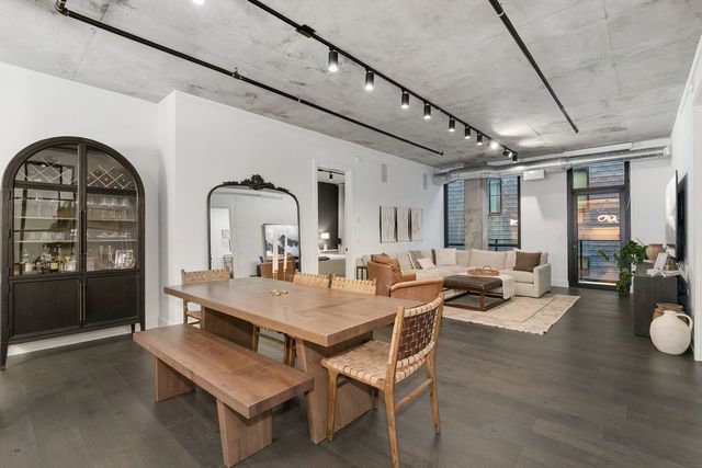 111 S Peoria Street 506, Chicago, IL 60607