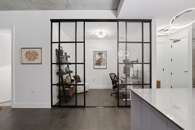 111 S Peoria Street 506, Chicago, IL 60607