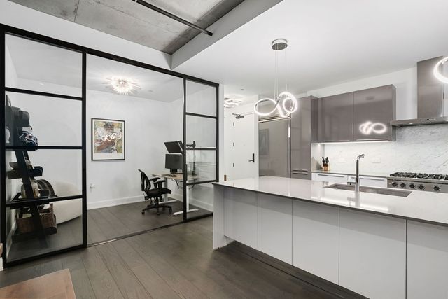 111 S Peoria Street 506, Chicago, IL 60607