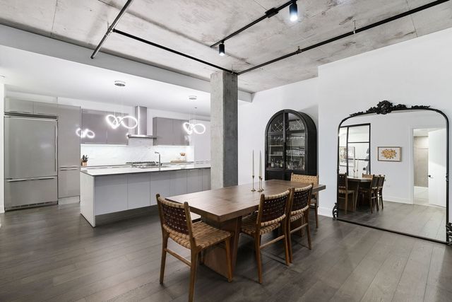 111 S Peoria Street 506, Chicago, IL 60607