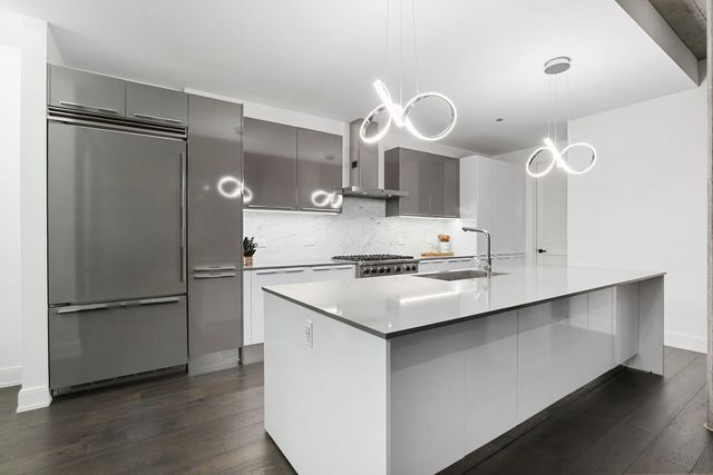 111 S Peoria Street 506, Chicago, IL 60607