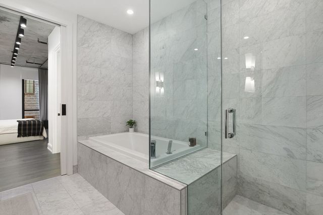 111 S Peoria Street 506, Chicago, IL 60607