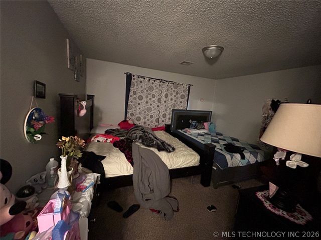 2302 S 84th East Avenue, Tulsa, OK 74129