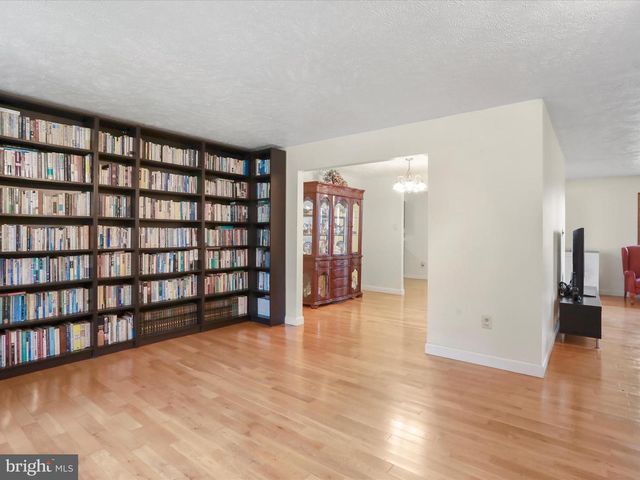 752 ENCHANTED PL, Front Royal, VA 22630