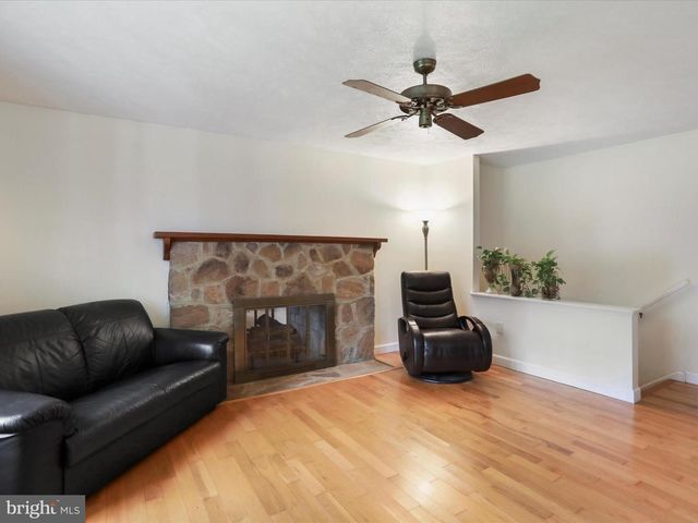 752 ENCHANTED PL, Front Royal, VA 22630